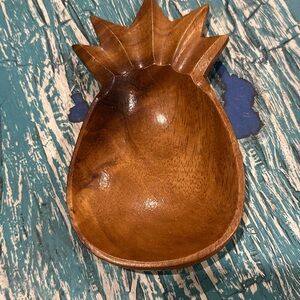 Pineapple-Shaped Wooden Bowl